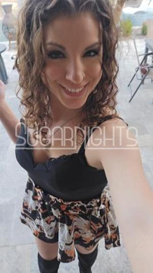 Darling Lynn, brunette Las Vegas escort
